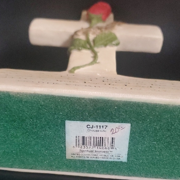 Decorative Cross with Red Rose Accent Deuteronomy Bible Quote 30:19-20 - Picture 8 of 11